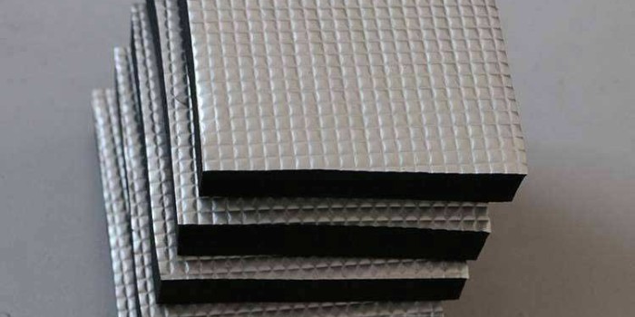 鋁箔復(fù)合橡塑保溫板特點(diǎn)如何？用途是什么？