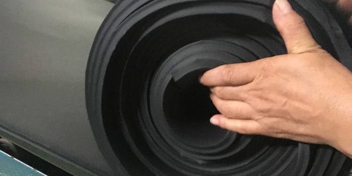 絕熱泡沫保溫板有哪些？橡塑保溫板有什么不一樣